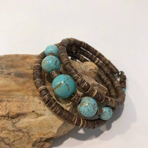 Turquoise colored and wooden beads in a handmade wrap bracelet, Fits all NEW